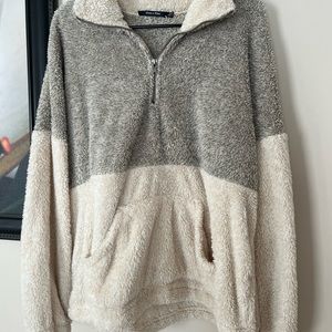 Doe & Rae Fuzzy pullover sweater